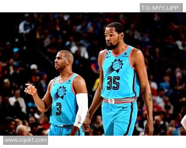 冲突升级！保罗与教练发生激烈争执